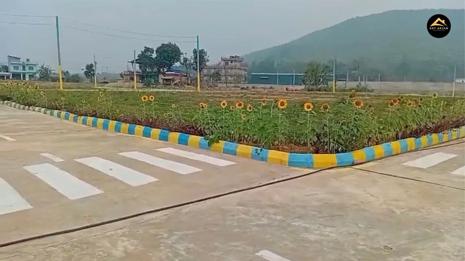 14 Dhur Land For Sale: Chitwan