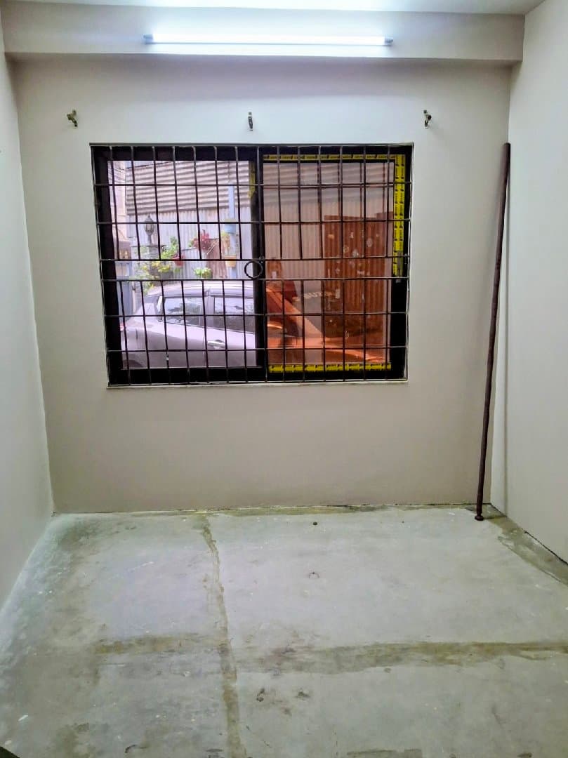 Flat rent on Hattiban(Near safa bazar and micro park)Seti pakha jane bato