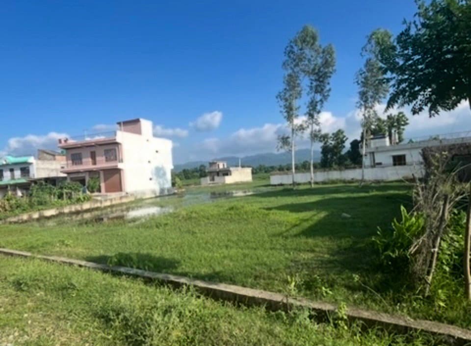 Peaceful Green Plot with Beautiful Mountain Views.