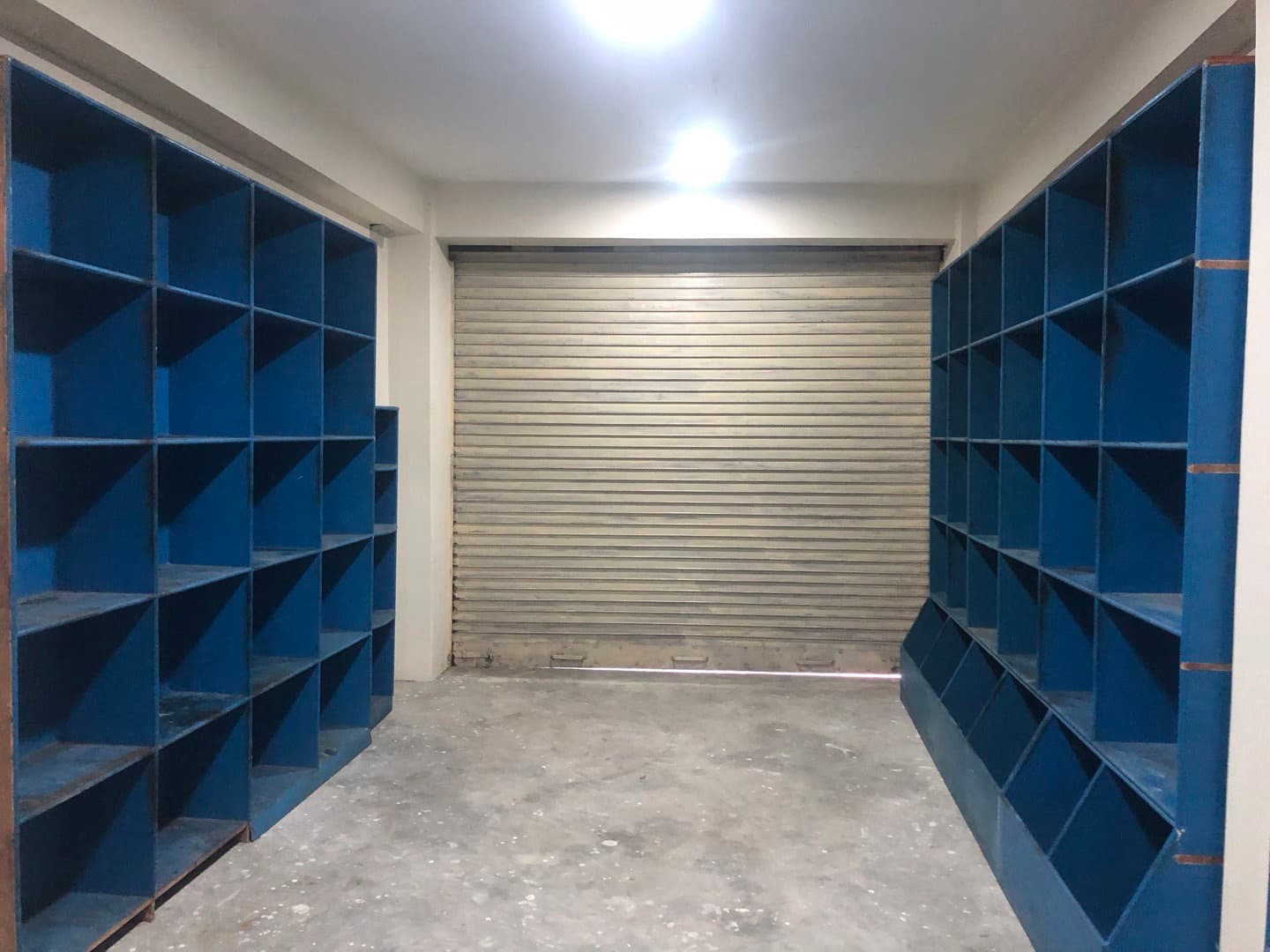 big shutter room equivalent