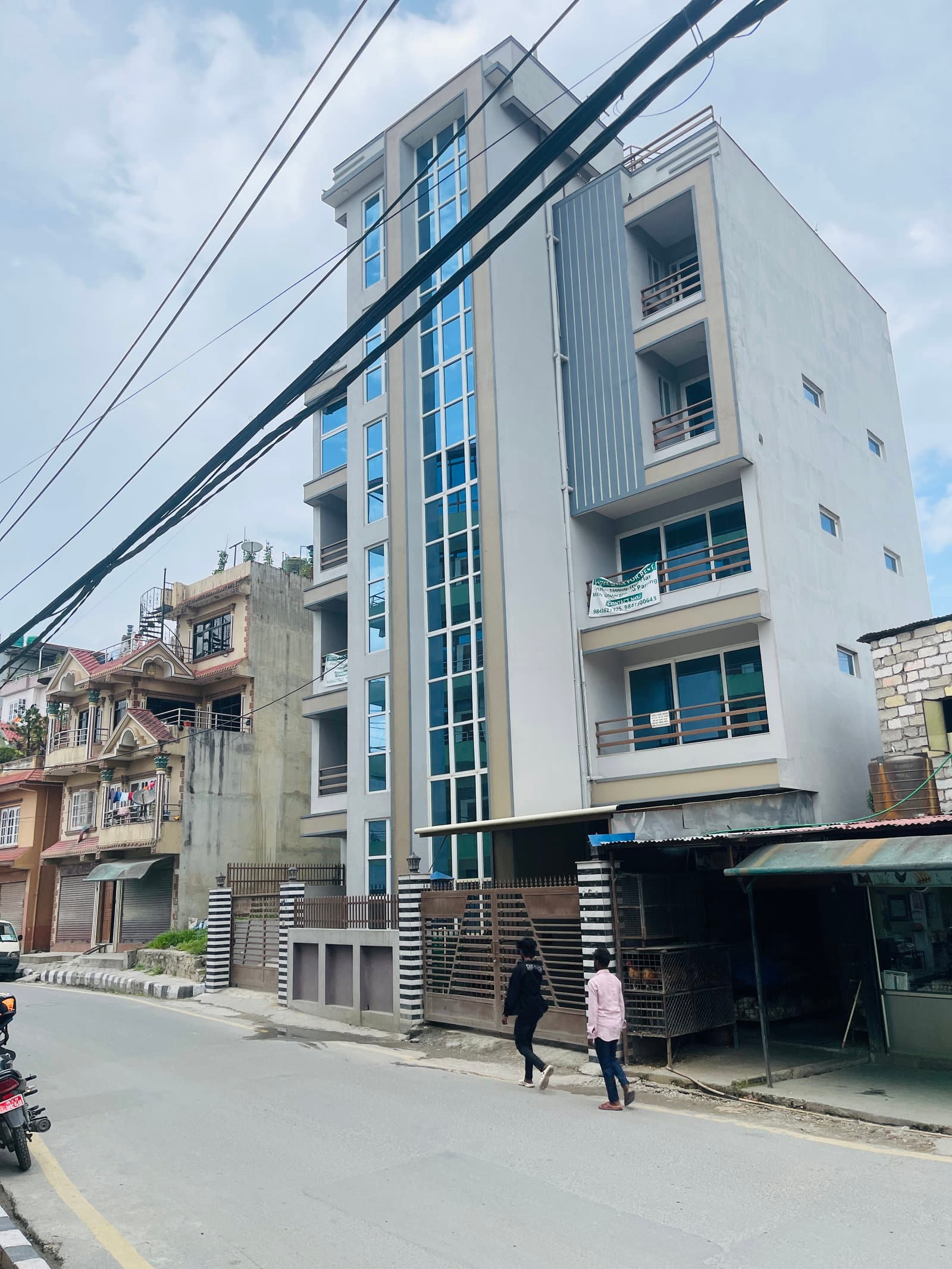 Commercial house for rent