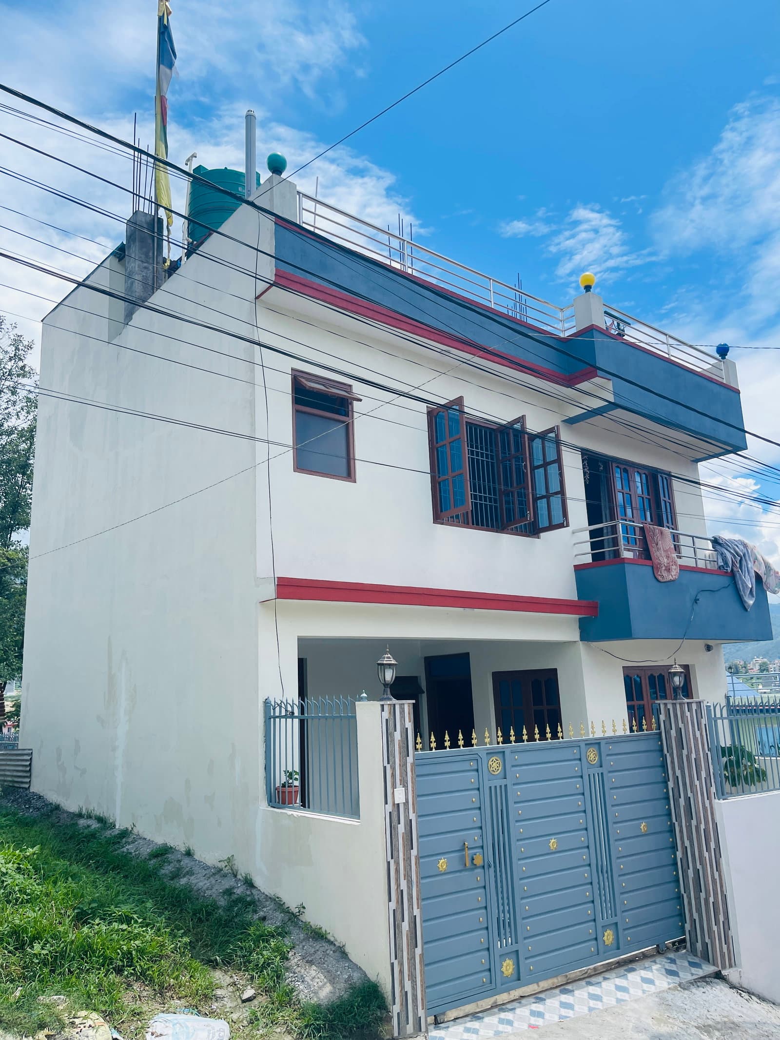 Newly Built Modern Home for Sale – Move-In Ready!