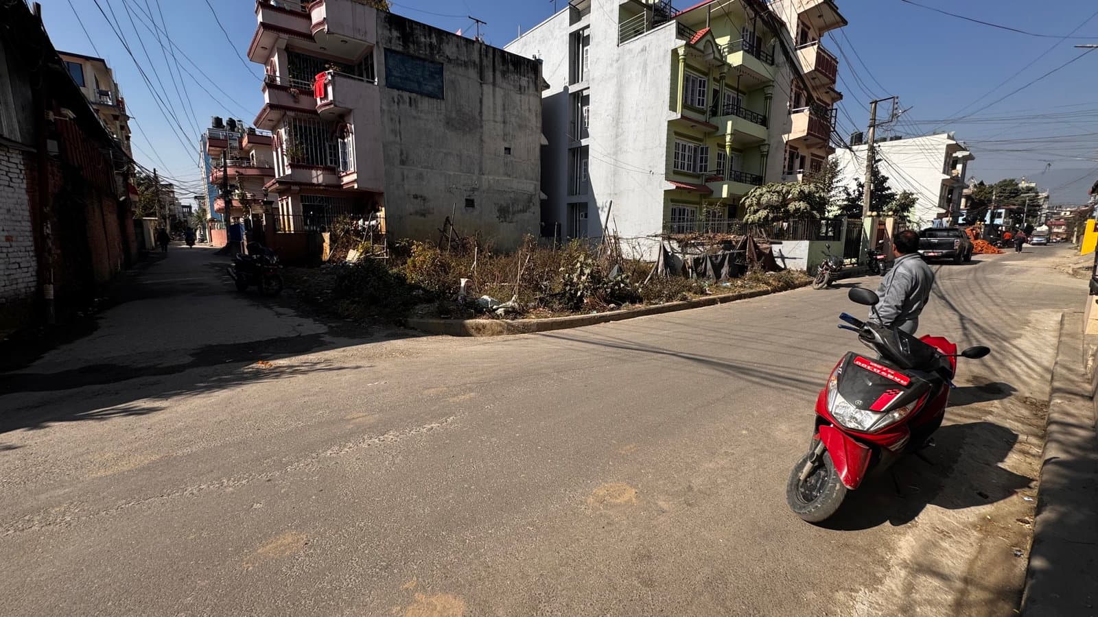 Land 4 sell in Bauddha Area